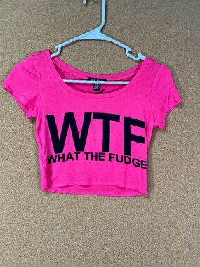 UK2LA Women Crop Top Shirt Small Pink Graphic Tee Short Sleeve NWT